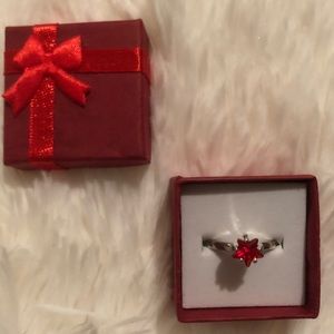 Plated Sterling silver ring w/ red crystal ❤️
